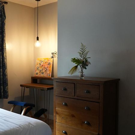 Апартаменты Stylish-Brockley-Entire Place Лондон Экстерьер фото