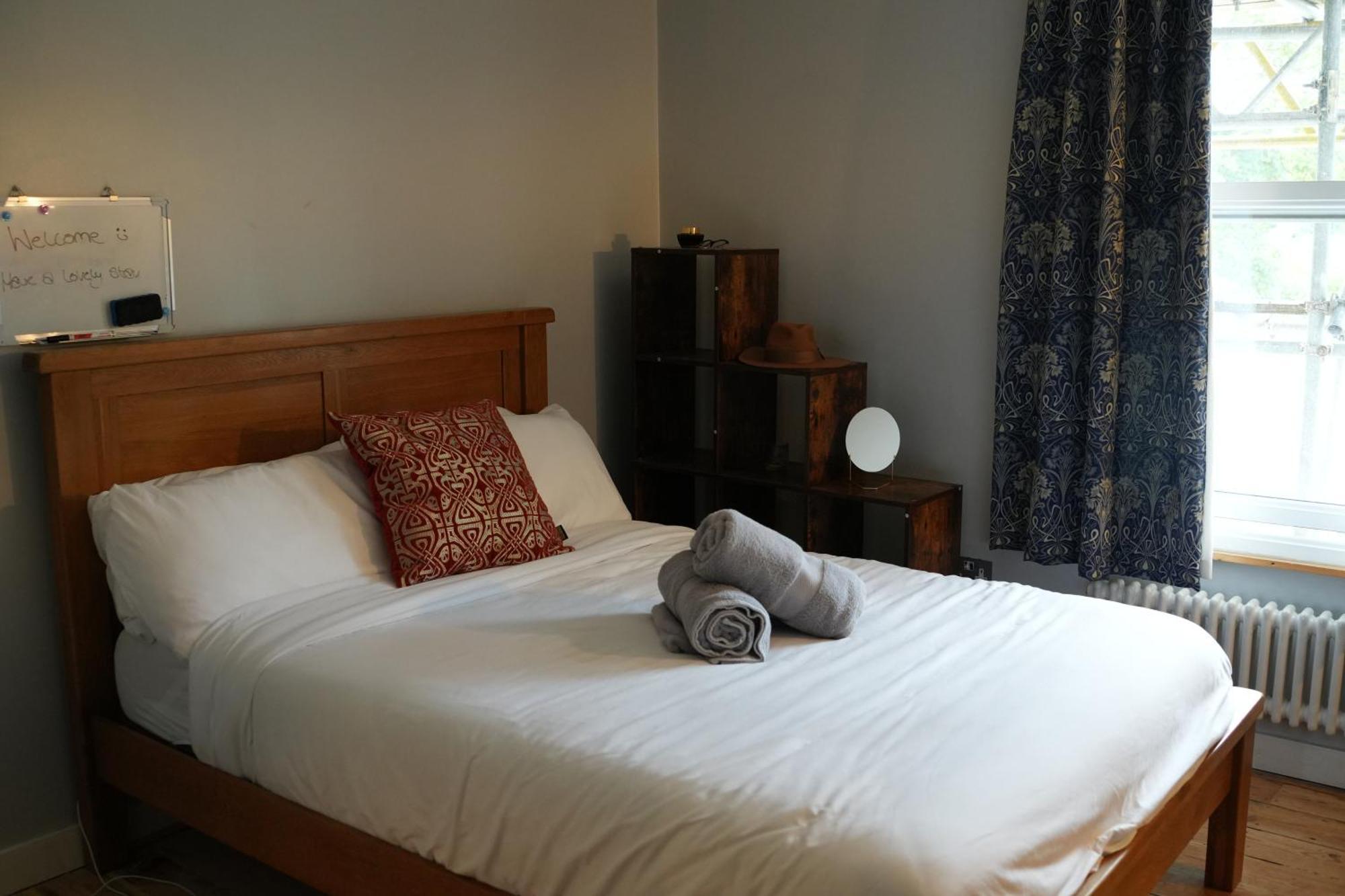 Апартаменты Stylish-Brockley-Entire Place Лондон Экстерьер фото